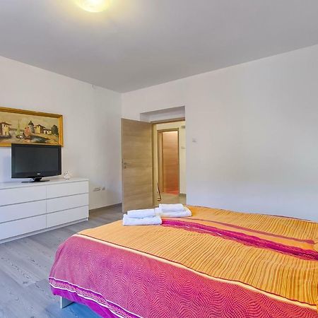 Apartment Spagnolo City Πούλα Εξωτερικό φωτογραφία