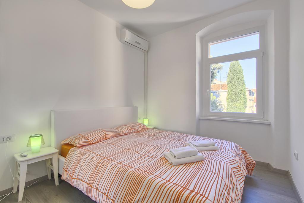 Apartment Spagnolo City Πούλα Δωμάτιο φωτογραφία