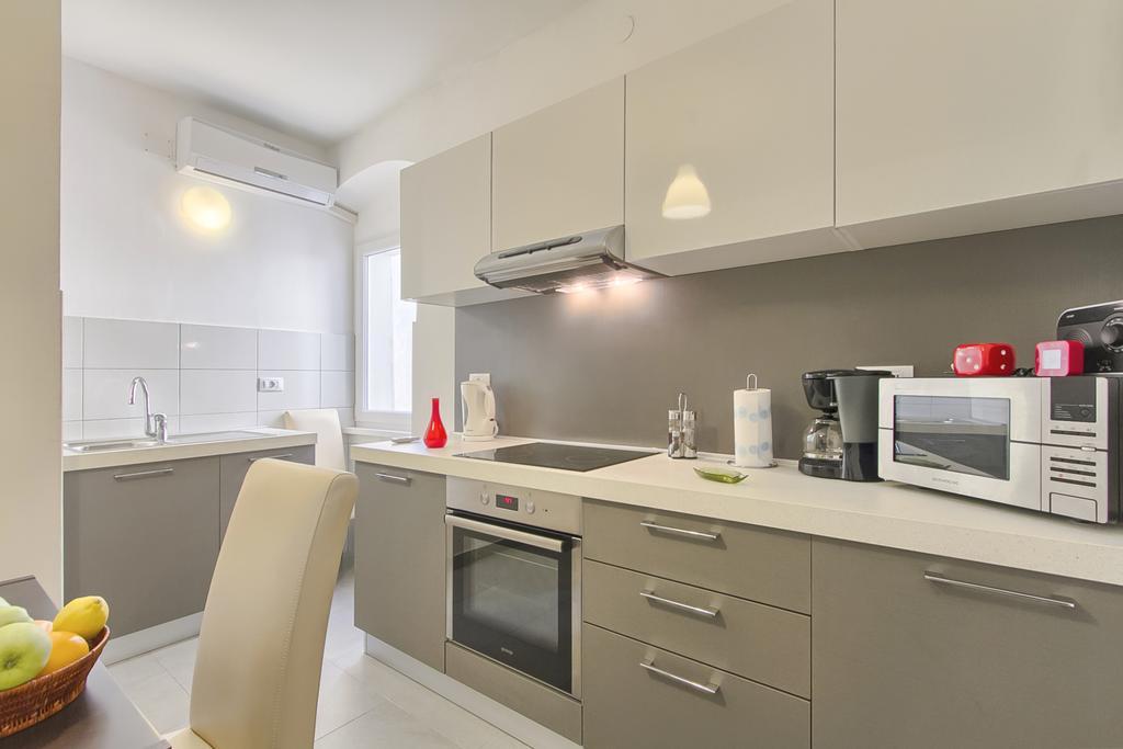 Apartment Spagnolo City Πούλα Δωμάτιο φωτογραφία