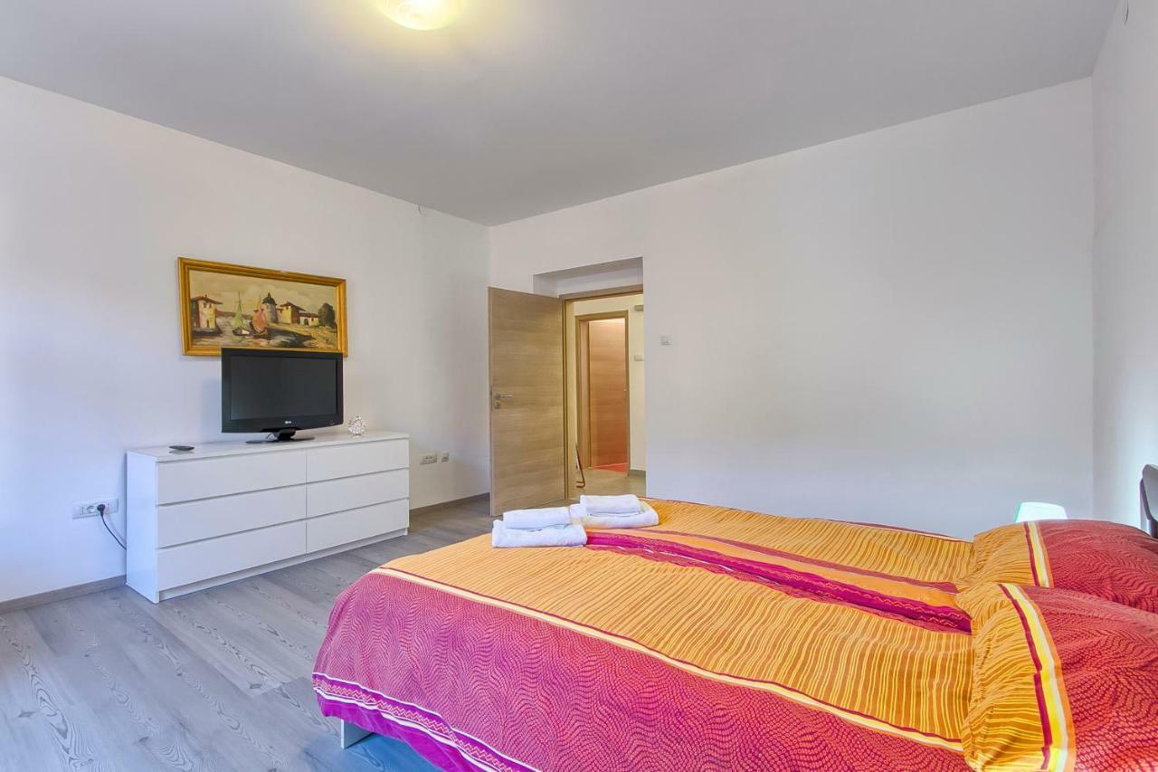 Apartment Spagnolo City Πούλα Εξωτερικό φωτογραφία